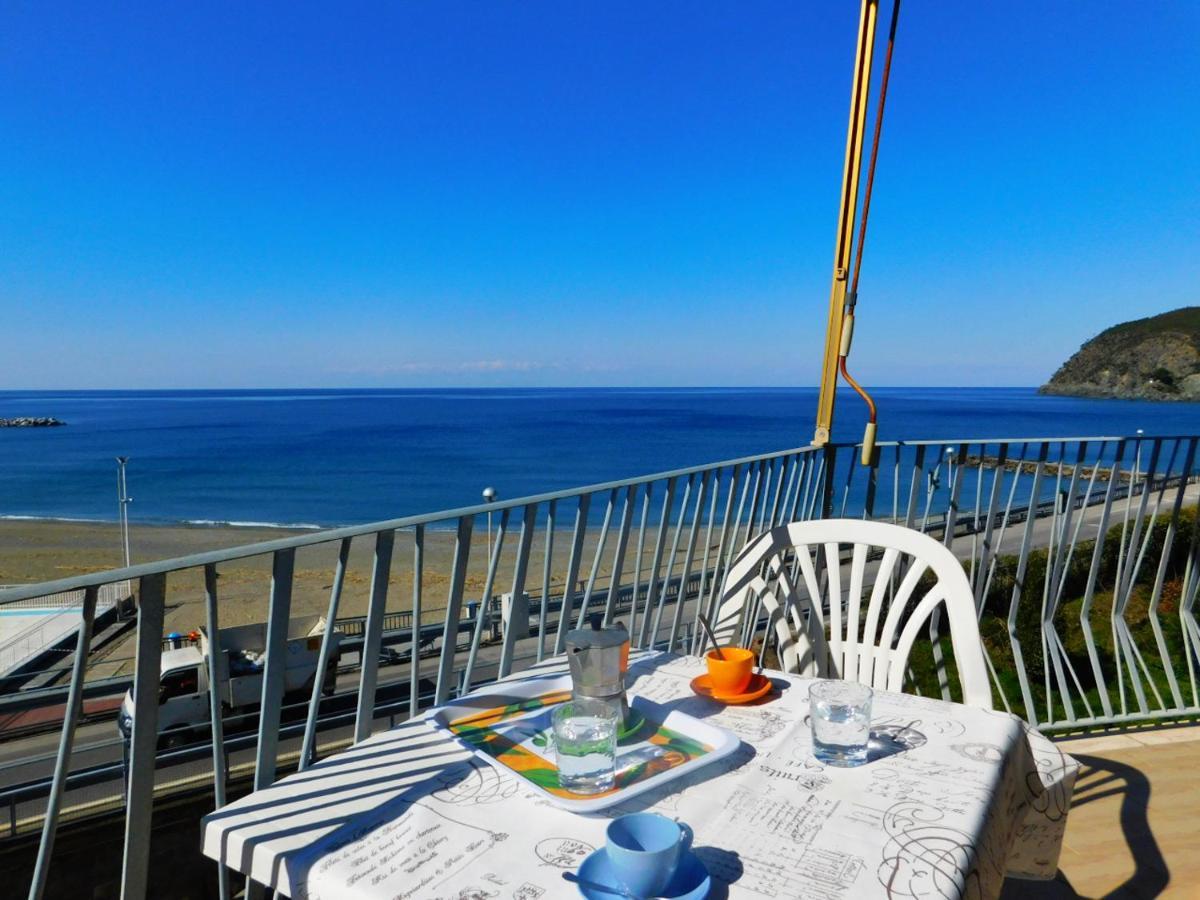 Trilocale Con Meravigliosa Vista Mare, Леванто Екстериор снимка