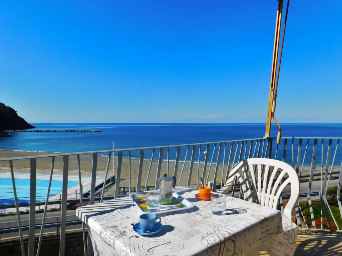 Trilocale Con Meravigliosa Vista Mare, Леванто Екстериор снимка
